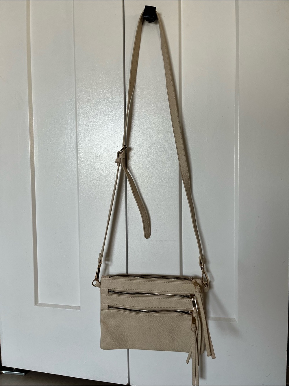 Crossbody by New York & Co